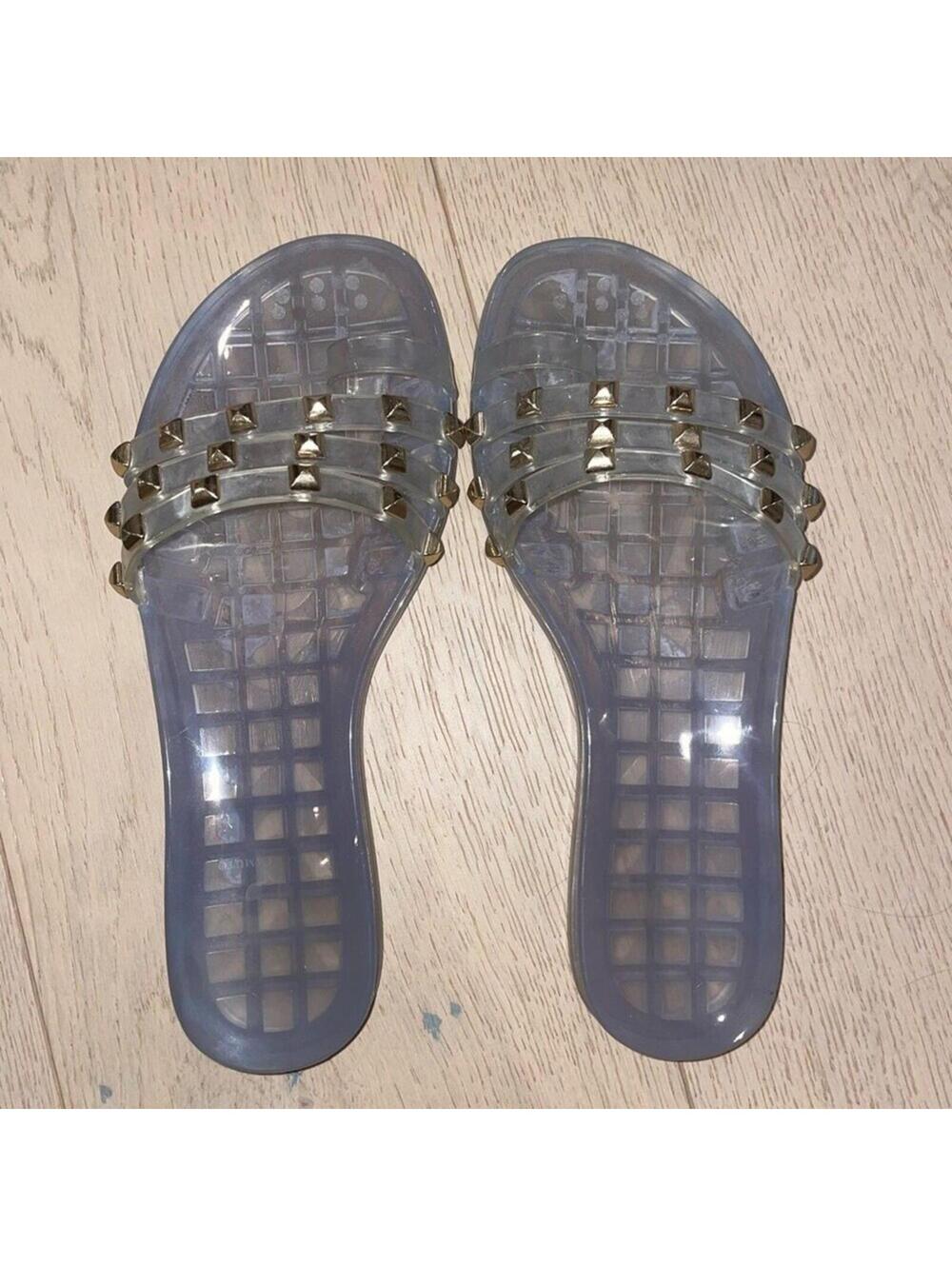 Vince Camuto Sandals Size 6